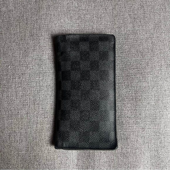 Louis Vuitton Black Checkered Wallet - Picture 1 of 11